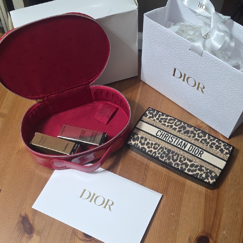 Dior Bundle Cosmetic Bag & Palette with Mirror Plus Box And Small Gift Bag - Picture 4 of 8